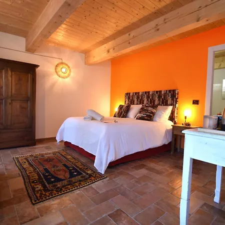 Cascina Tre Botti-2